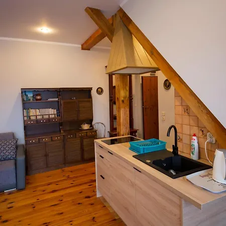 Wyspa Uznam - Moniuszki 5 *